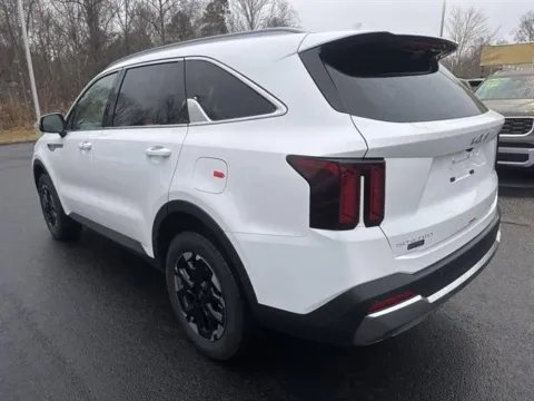 More photos of 2026 Kia Sorento S at Blackwell Kia, VA