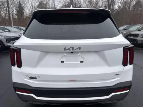 More photos of 2026 Kia Sorento S at Blackwell Kia, VA