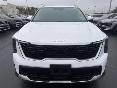 Photos of 2026 Kia Sorento S for sale in Danville, VA at Blackwell Kia