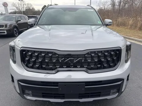 Photos of 2025 Kia Telluride 4DR AWD SX-PRES X-LI for sale in Danville, VA at Blackwell Kia
