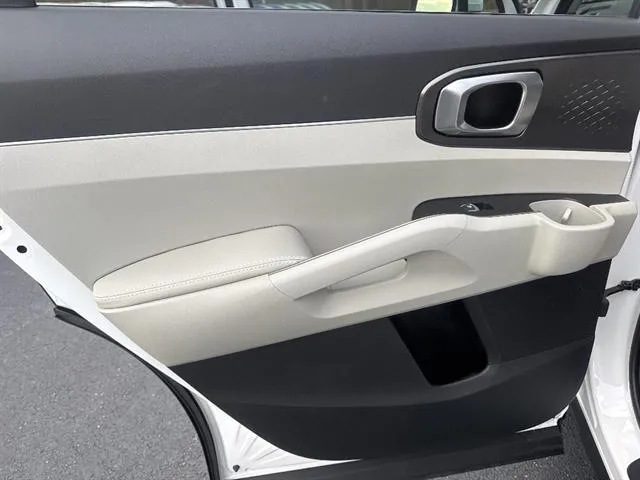2026 Kia Sorento S - Photo 11