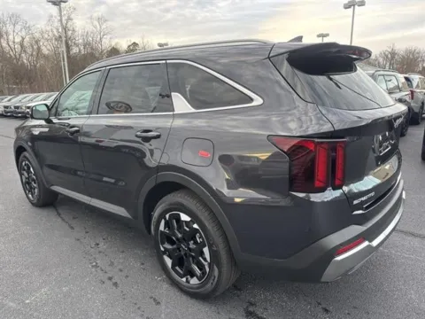 More photos of 2026 Kia Sorento S at Blackwell Kia, VA