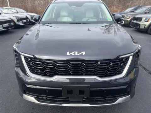 Photos of 2026 Kia Sorento S for sale in Danville, VA at Blackwell Kia