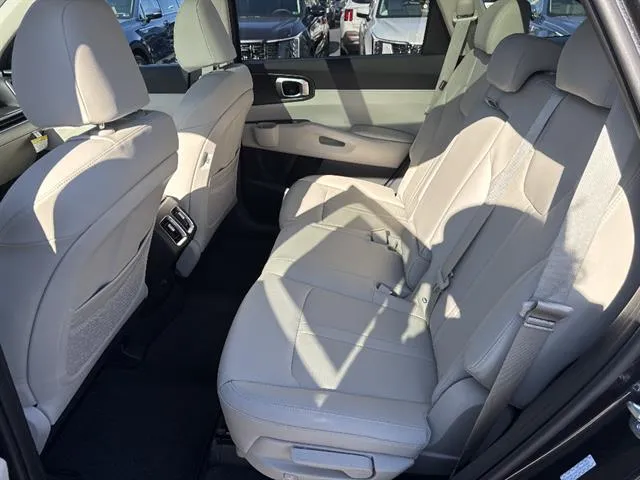 2026 Kia Sorento S - Photo 16
