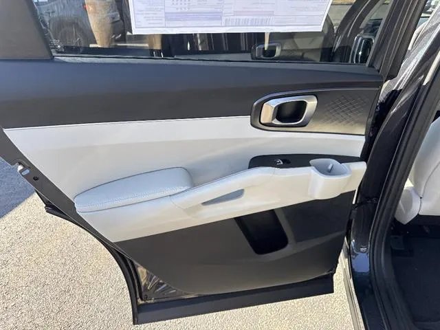 2026 Kia Sorento S - Photo 15