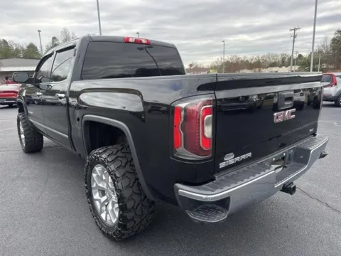 More photos of 2018 GMC Sierra 1500 SLT at Blackwell Kia, VA
