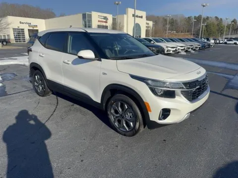 White 2026 Kia Seltos LX for sale in Danville, VA