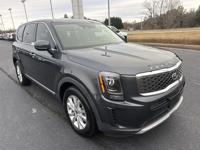 2020 Kia Telluride LX's photo