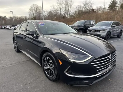 Blue 2023 Hyundai Sonata Hybrid Blue for sale in Danville, VA