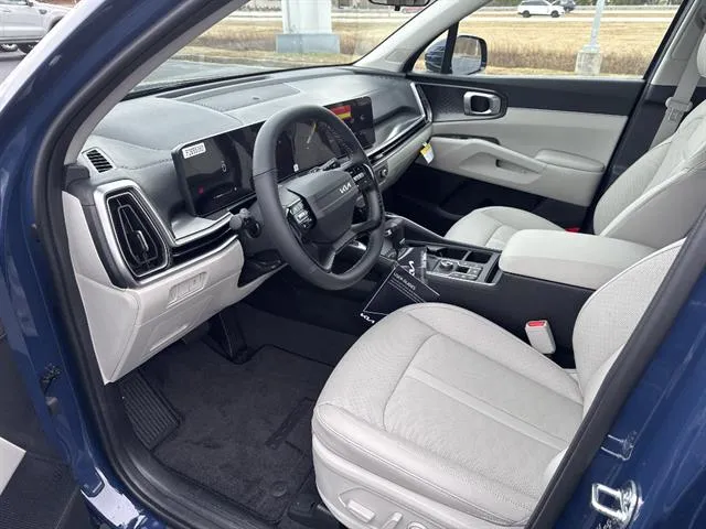 2026 Kia Sorento S - Photo 10