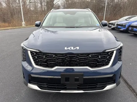 Photos of 2026 Kia Sorento S for sale in Danville, VA at Blackwell Kia