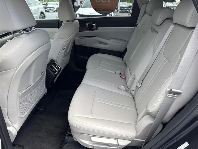 2026 Kia Sorento S - Photo 14