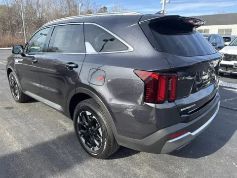 More photos of 2026 Kia Sorento S at Blackwell Kia, VA
