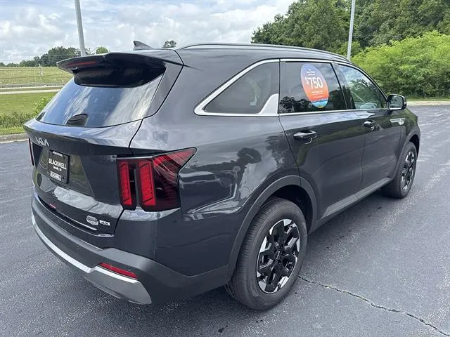 2026 Kia Sorento S - Photo 6