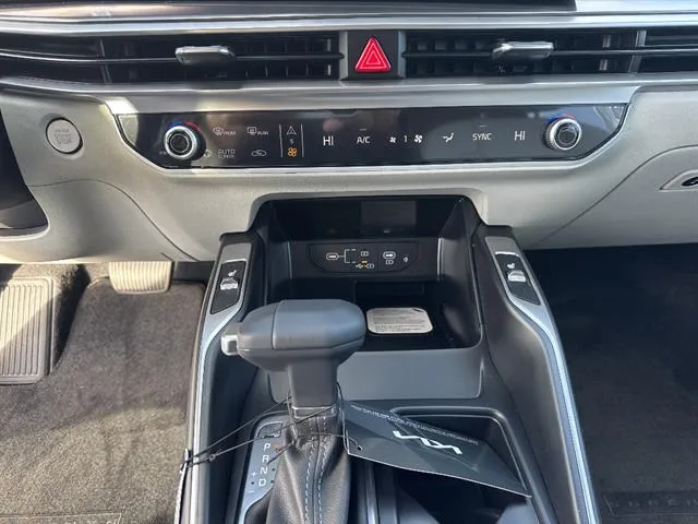 2026 Kia Sorento S - Photo 15