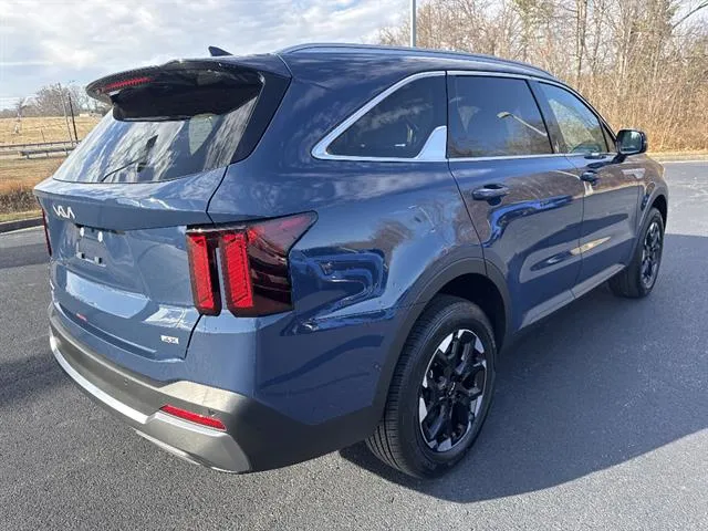 2026 Kia Sorento S - Photo 7