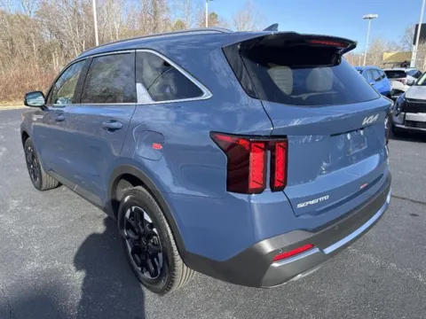 More photos of 2026 Kia Sorento S at Blackwell Kia, VA