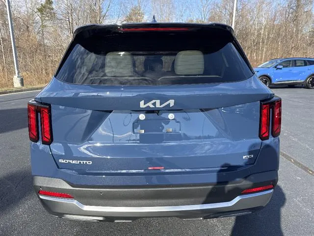 2026 Kia Sorento S - Photo 6