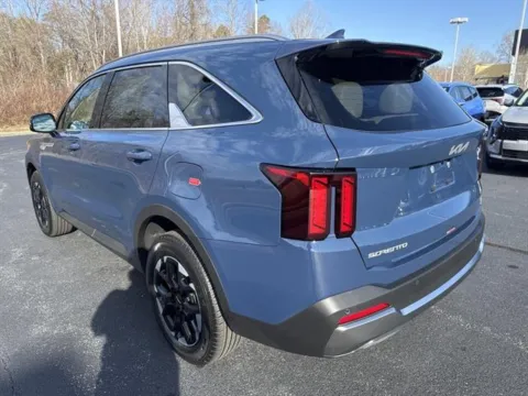 More photos of 2026 Kia Sorento S at Blackwell Kia, VA