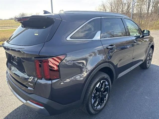 2026 Kia Sorento S - Photo 6