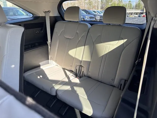 2026 Kia Sorento S - Photo 14