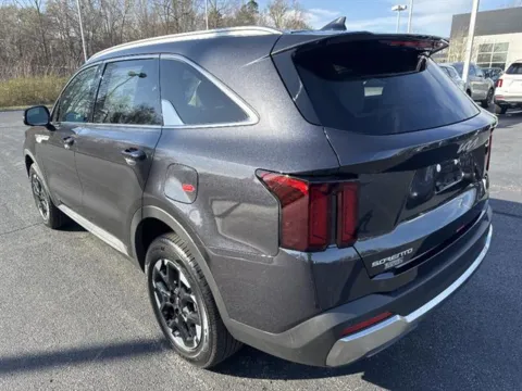 More photos of 2026 Kia Sorento S at Blackwell Kia, VA