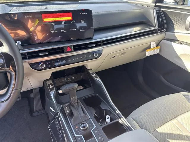 2026 Kia Sorento S - Photo 10