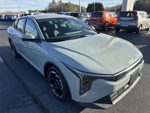 2026 Kia K4 EX