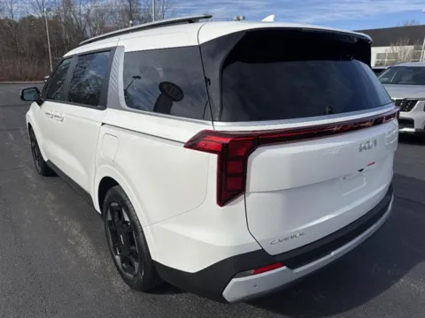 More photos of 2026 Kia Carnival EX at Blackwell Kia, VA