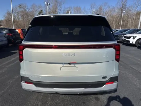 More photos of 2026 Kia Carnival EX at Blackwell Kia, VA