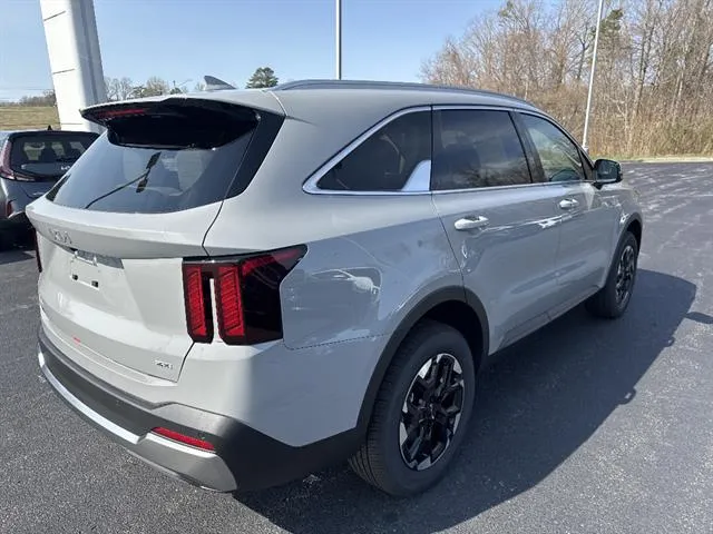 2026 Kia Sorento S - Photo 6