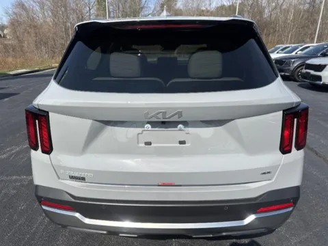 More photos of 2026 Kia Sorento S at Blackwell Kia, VA