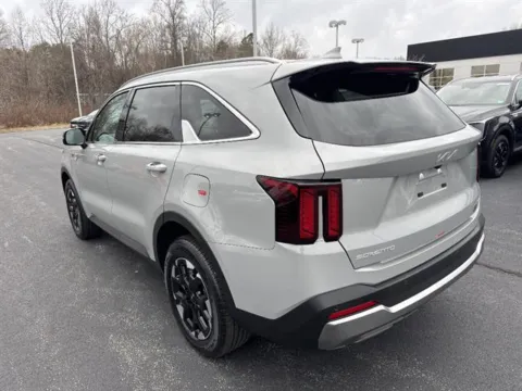 More photos of 2026 Kia Sorento S at Blackwell Kia, VA