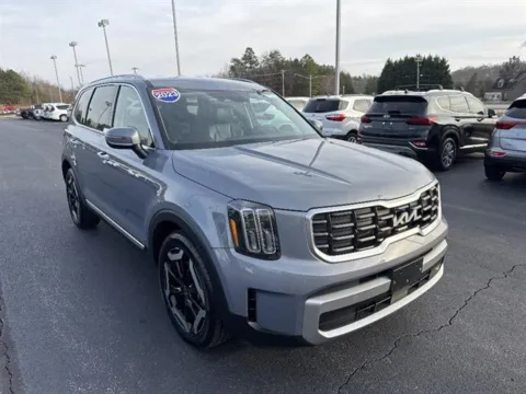 Silver 2023 Kia Telluride S for sale in Danville, VA