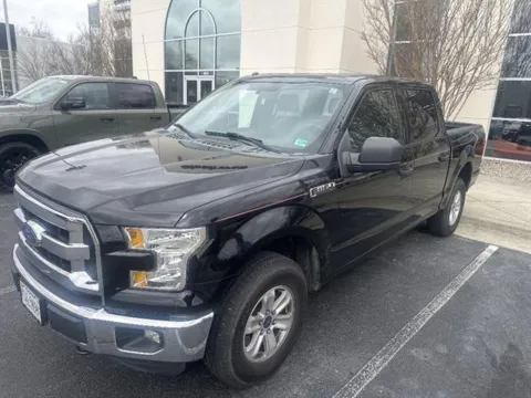 Black 2016 Ford F-150 XLT for sale in Danville, VA
