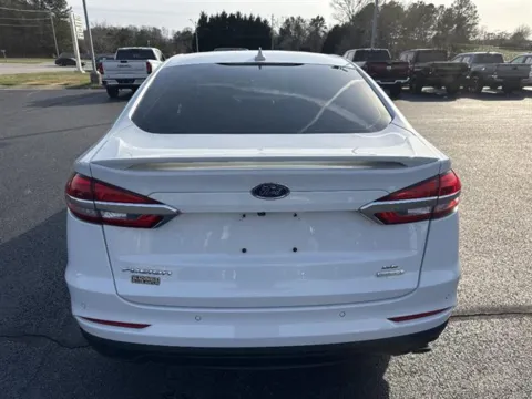 More photos of 2019 Ford Fusion SE at Blackwell Kia, VA