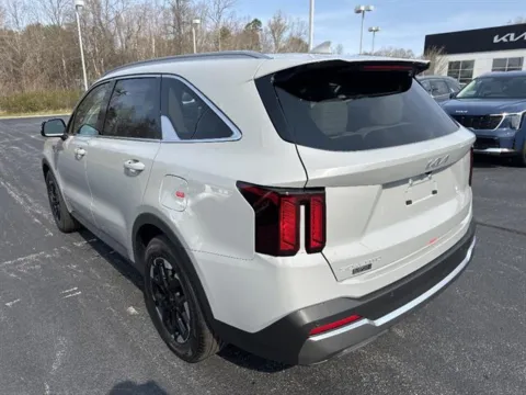 More photos of 2026 Kia Sorento S at Blackwell Kia, VA