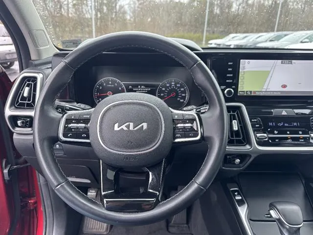 2023 Kia Sorento S - Photo 9