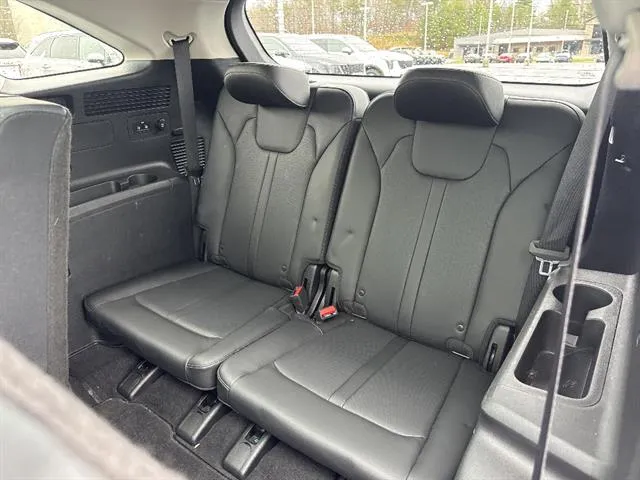 2023 Kia Sorento S - Photo 16