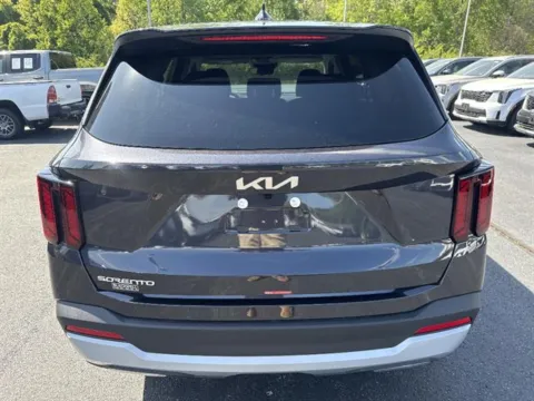More photos of 2026 Kia Sorento LX at Blackwell Kia, VA