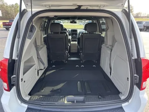 More photos of 2019 Dodge Grand Caravan SXT at Blackwell Kia, VA