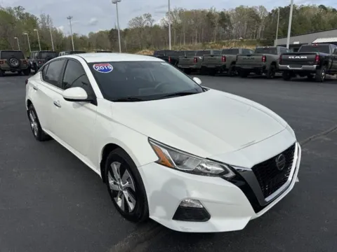 White 2019 Nissan Altima 2.5 S for sale in Danville, VA