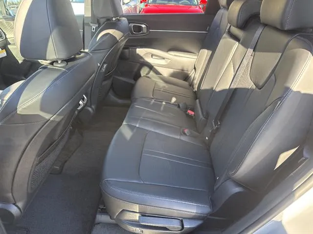 2026 Kia Sorento S - Photo 14