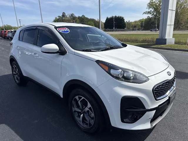 White 2020 Kia Sportage LX for sale in Danville, VA