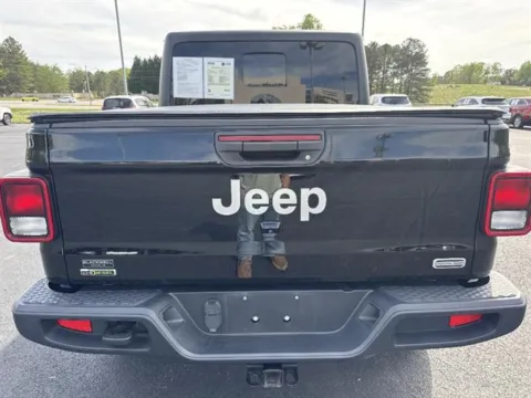 More photos of 2021 Jeep Gladiator Overland at Blackwell Kia, VA