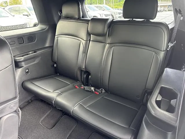 2027 Kia Telluride EX - Photo 18