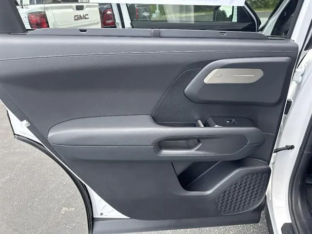 2027 Kia Telluride EX - Photo 15