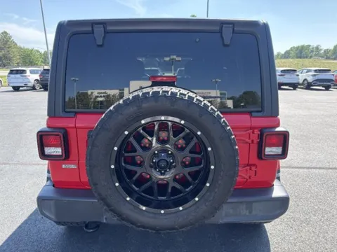 More photos of 2020 Jeep Wrangler Unlimited Sahara at Blackwell Kia, VA