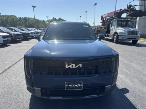 Photos of 2027 Kia Telluride EX for sale in Danville, VA at Blackwell Kia