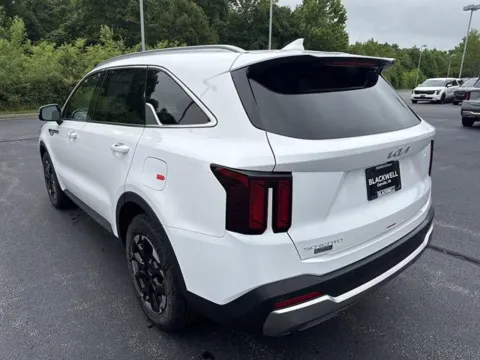 More photos of 2026 Kia Sorento S at Blackwell Kia, VA
